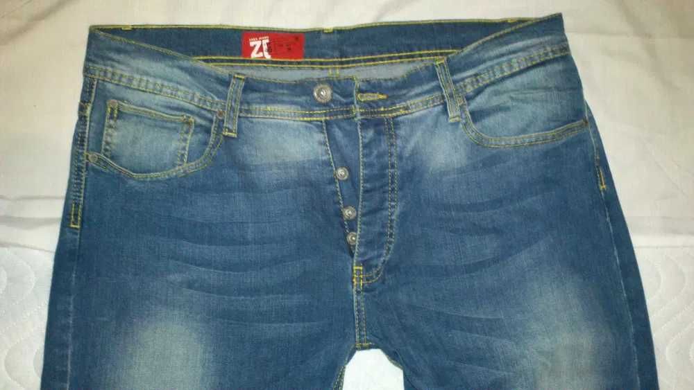 Джинсы ZARA ,Испания.НОВЫЕ.р46.Светло-синие.С этикетками