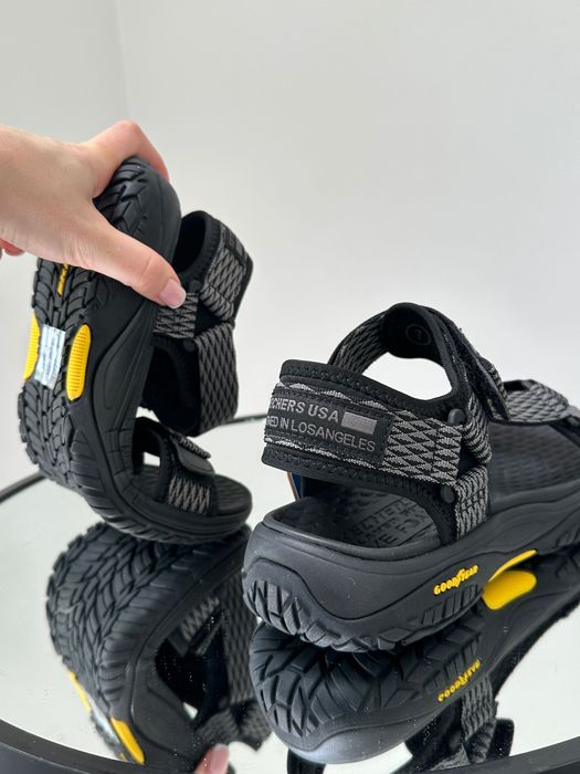 Качественные мужские босоножки на липучках Skechers 39/40/46р