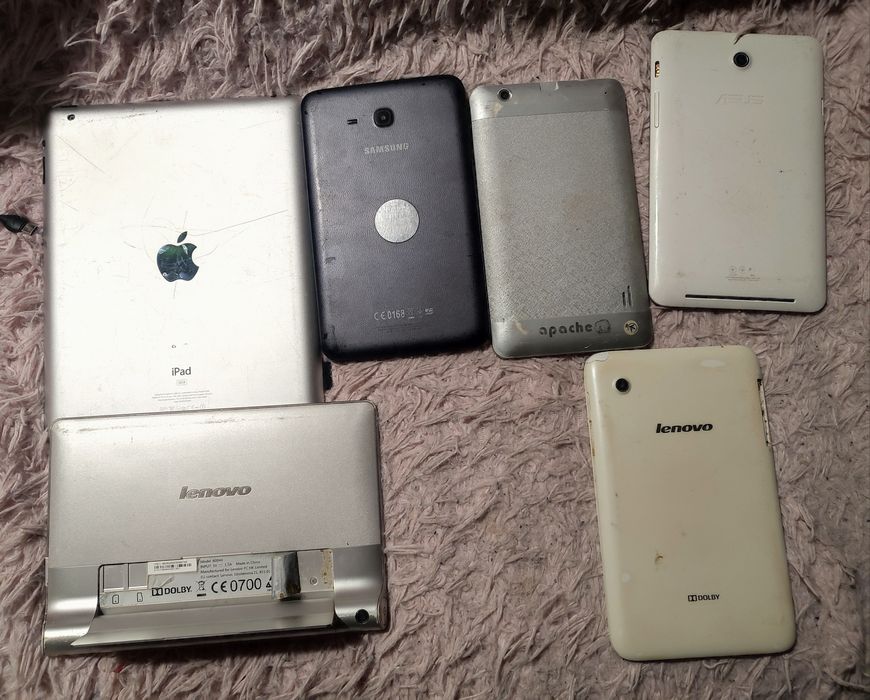 Продам лот телефонов и планшетов