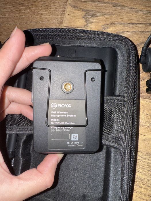 Петличний бездротовий мікрофон Boya BY-WFM12 +мікрофон
