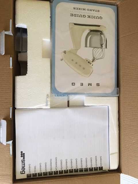 Batedeira Smeg Anni 50 Vermelha - NOVA