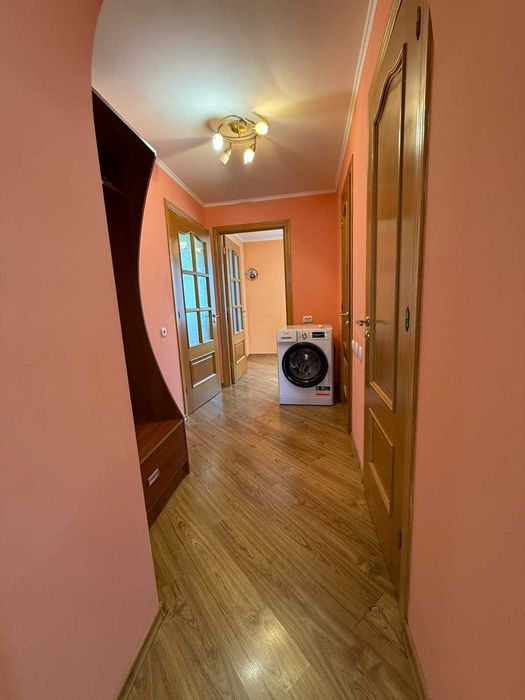 Продам 4к квартиру у м. Шаргород 8205
