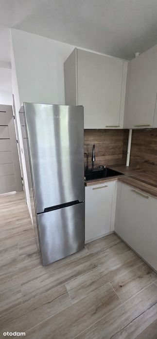 3 Pokoje Po Kapitalnym Remoncie | Szczepin 49,6 M² Jasne, Dwustronne