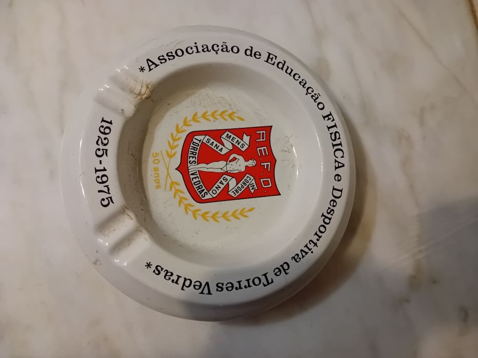 Cinzeiro Antigo Comemorativo