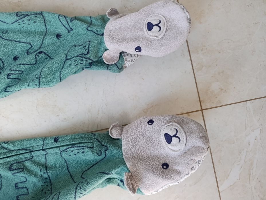 Флісовий чоловічок carter's 5t в дуже хорошому стані