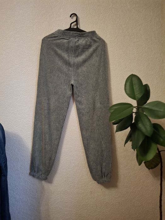 Велюрові штани джогери