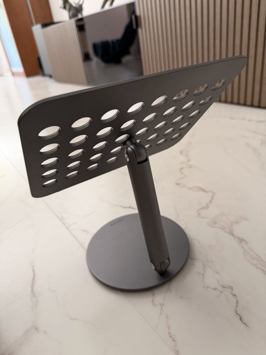Lululook ipad stand
