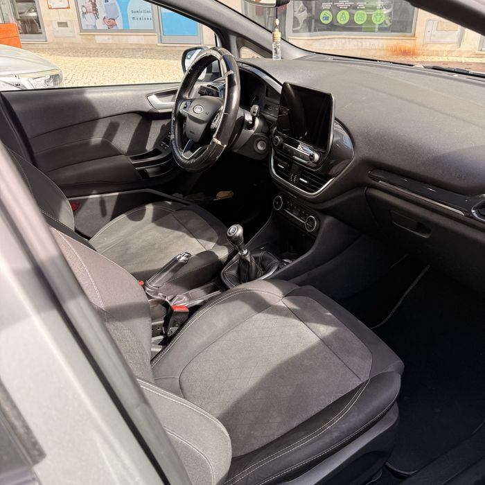 Vendo ford fiesta 2020