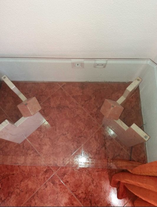 Mesa de apoio 1 m por 60 cm