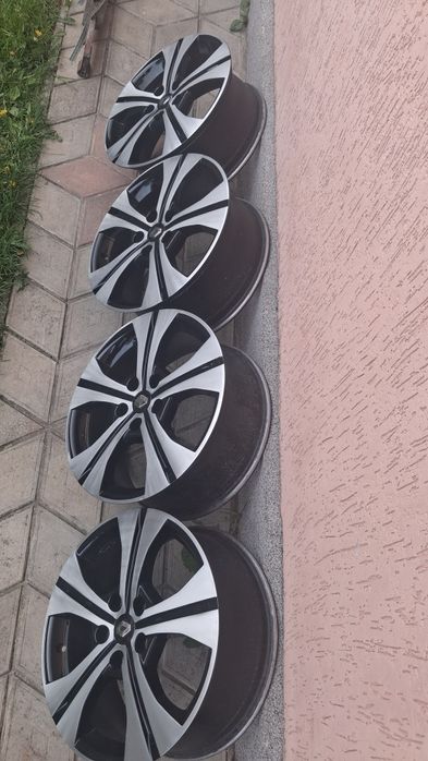 Оригінальні диски титани Renault Megane 5/114,3R17 Bose