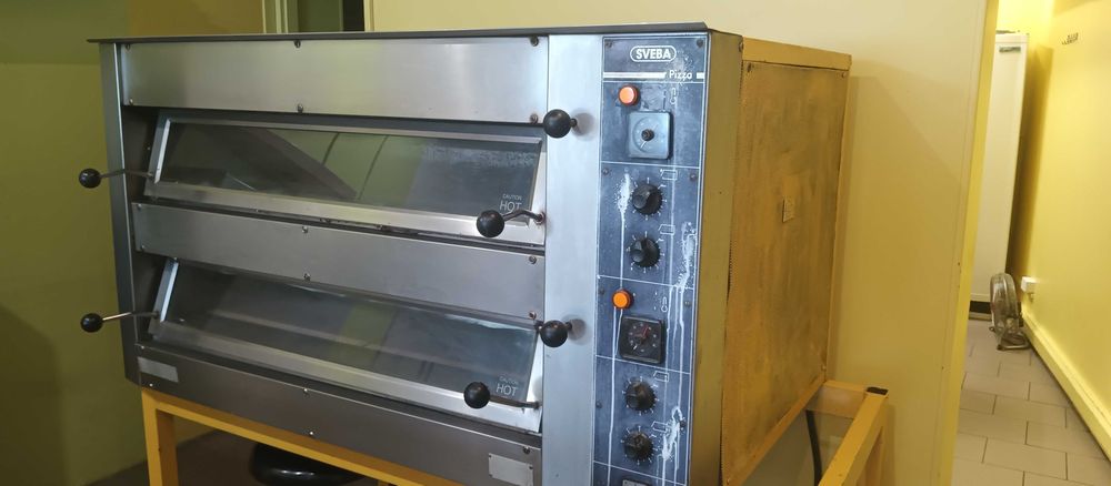 Piec do pizzy gastronomiczny