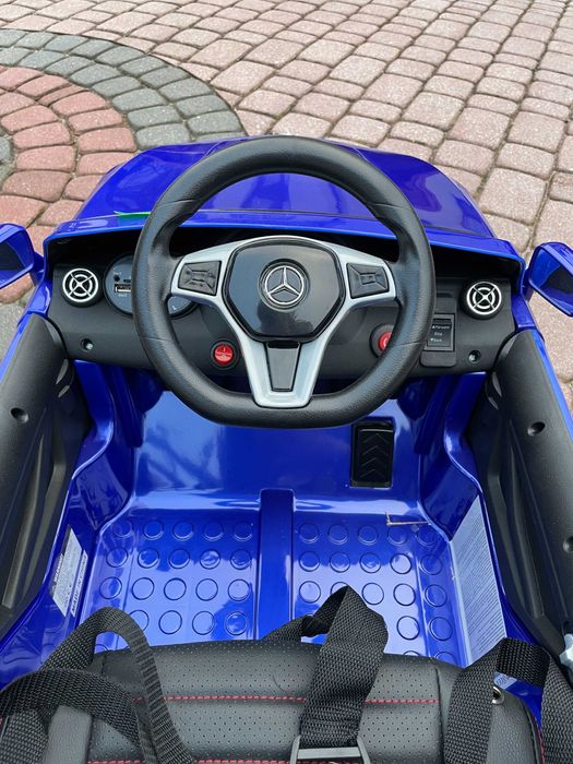 Auto na akumulator Mercedes GLA 45 Lakierowany samochód elektryczny