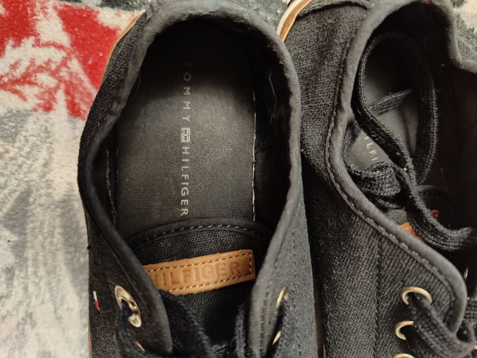 . Tommi Hilfiger кеды
