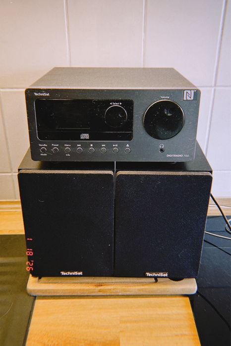 Miniwieża TechniSat DIGITRADIO 700