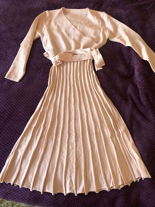 Сукня трикотажна