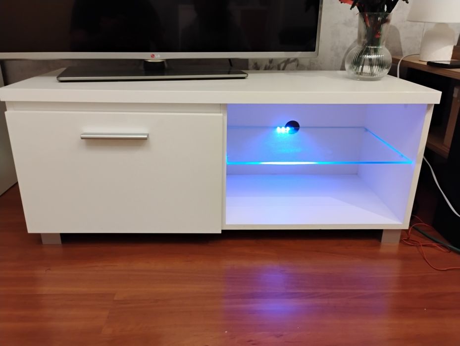 Sprzedam szafkę RTV