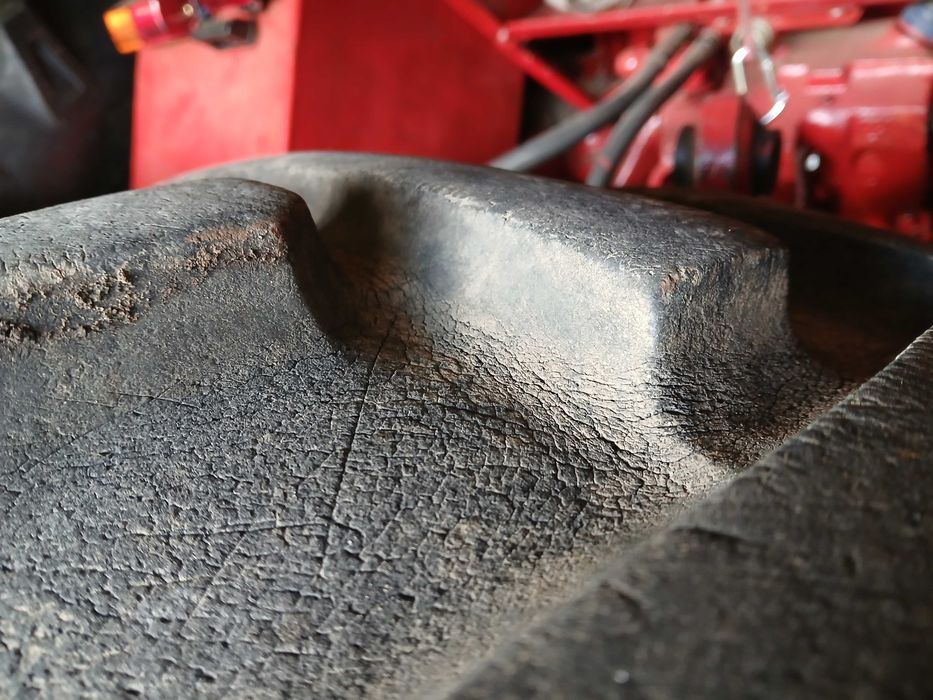 Opony rolnicze Stomil i BKT 14.9 - 28