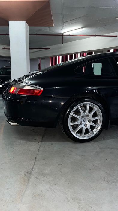 Porsche 911 (996) Carrera