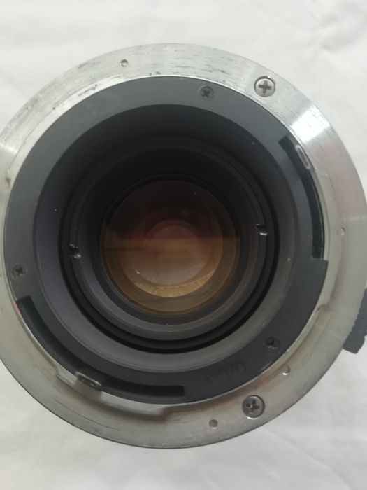 Objetiva Tokina AT-X 35-200 mm