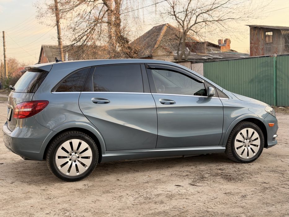 Продам Mercedes - Benz  Електромобіль