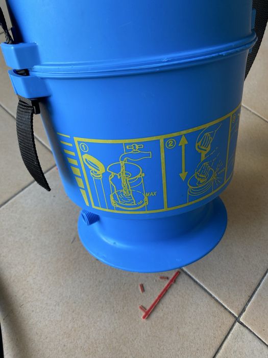 Lote de duas máquinas para pulverizar à pressao