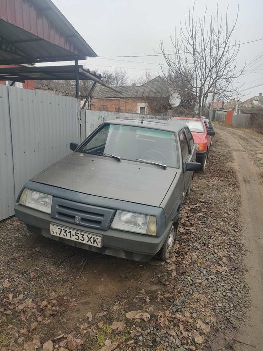 Продам ваз 21081