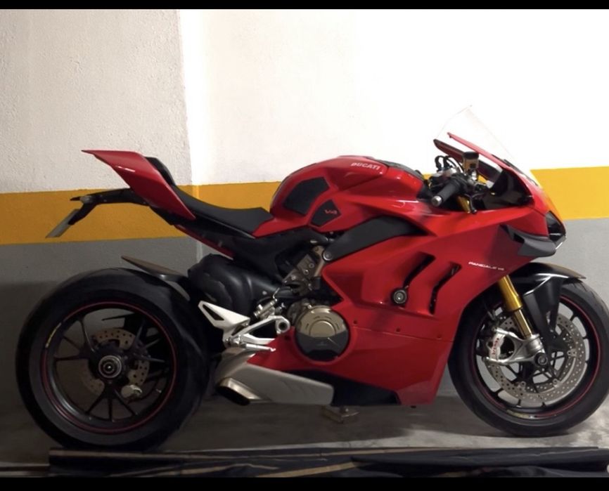 Ducati panigale v4s
