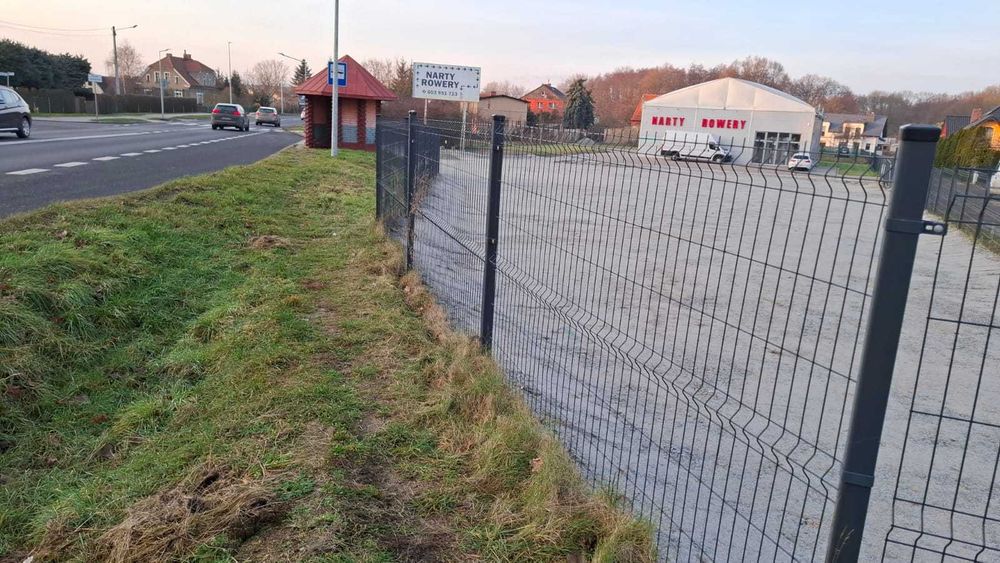 Działka  utwardzona pod wynajem.