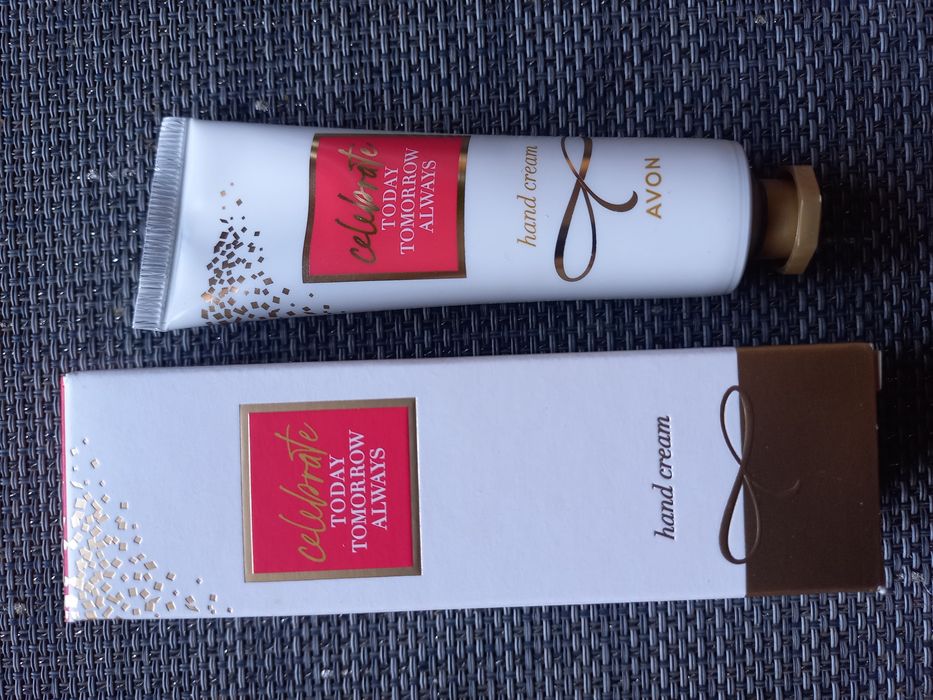 TTA Celebrate 30 ml krem do rąk Avon