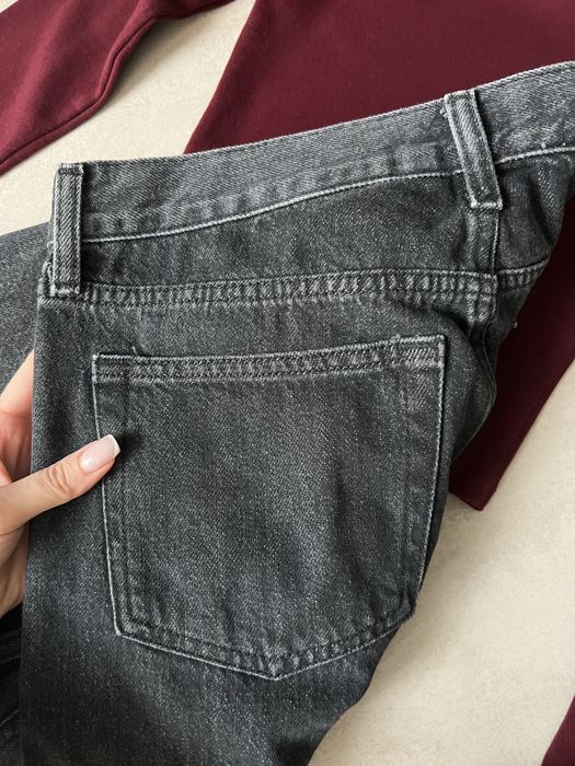 Джинси від Weekday