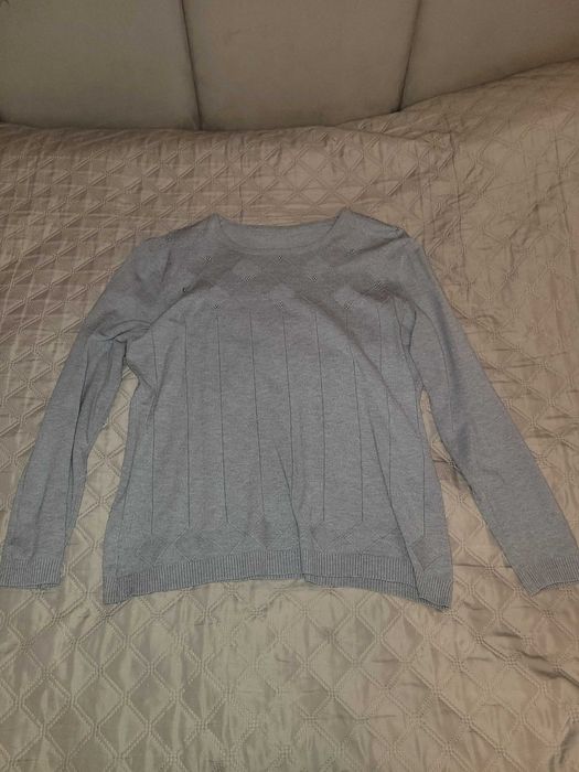 Swetry damskie 4 sztuki r. 44-46