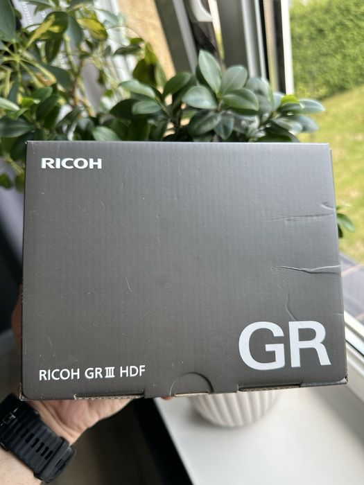 Aparat cyfrowy RICOH GR III HDF, 24.24 Mpix Full HD Czarny