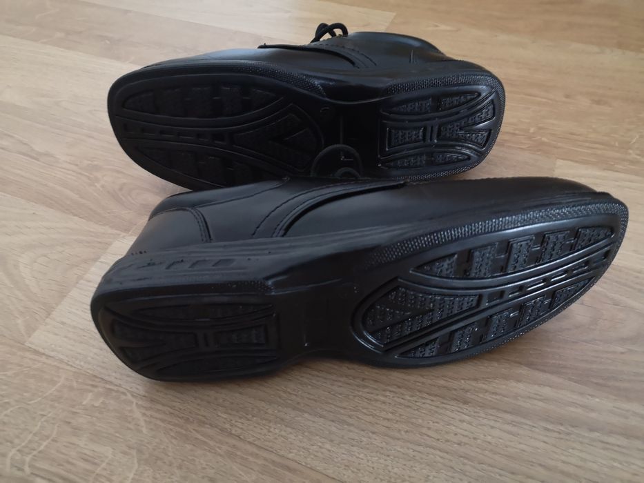 Sapatos Homem novos