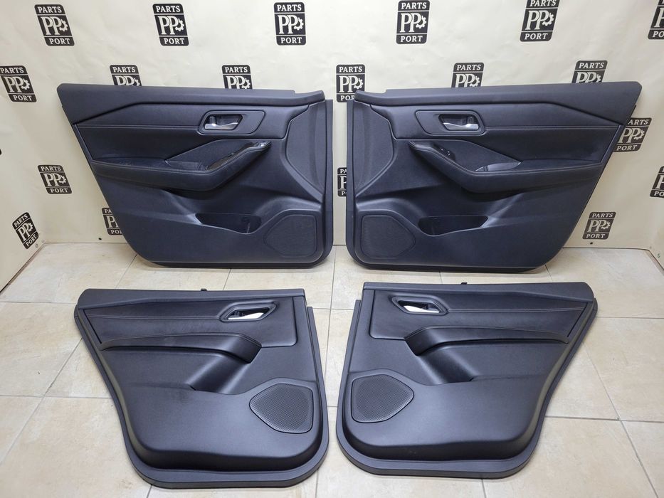 Карти карта обшивка дверей Nissan Rogue t33 1.5 2021 2022 2023 2024+