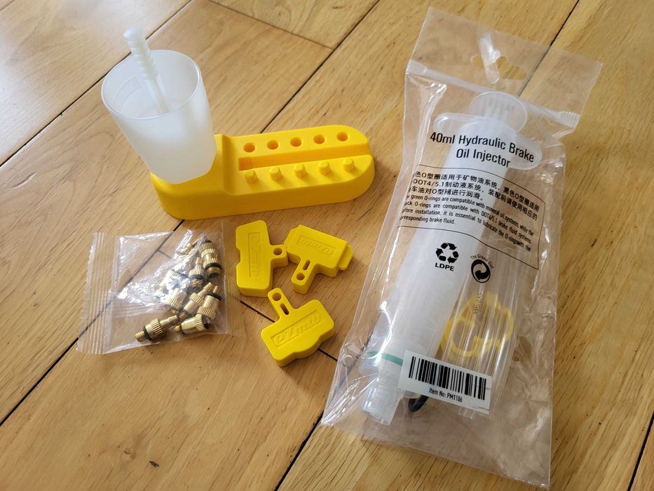 Zestaw do odpowietrzania hamulców hydraulicznych rowerowych