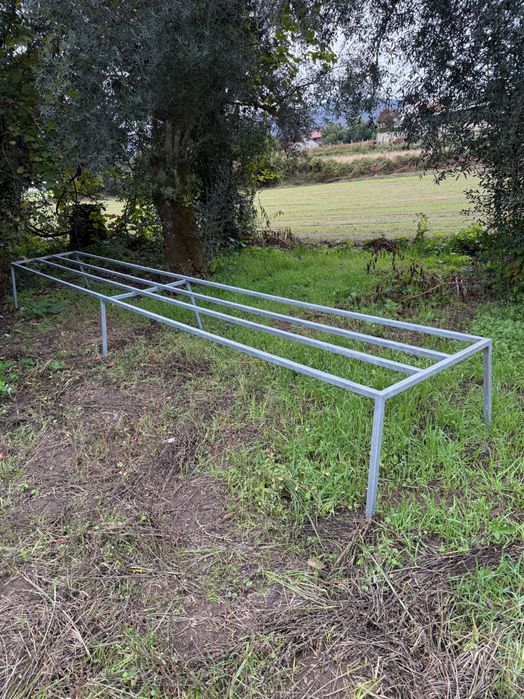 Estruturas em ferro inoxidável