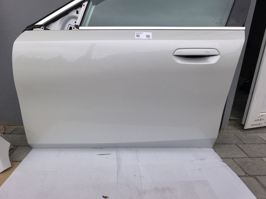 BMW 5 I5 G60 G61 двері дверь в наявності A96