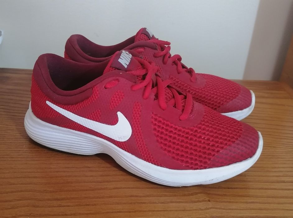 Nike - Tamanho 36 (Originais, em óptimo estado)