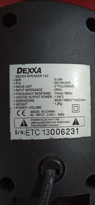 Colunas Portáteis com ligação a ficha de áudio