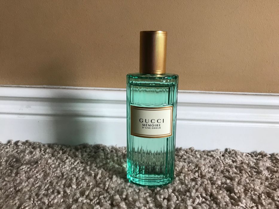 新品未使用　GUCCI MÉMOIRE D'UNE ODEUR オードパルファム Gucci Mémoire D'Une Odeur Unisex Eau de Parfum, 100 ml
