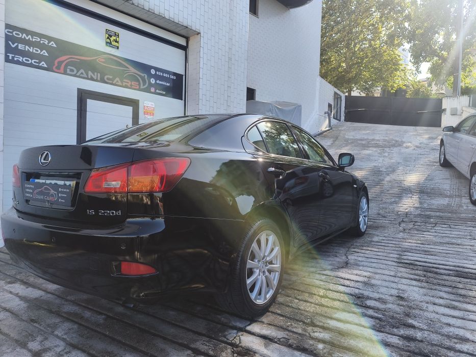 Lexus IS 220 — fotografia 3
