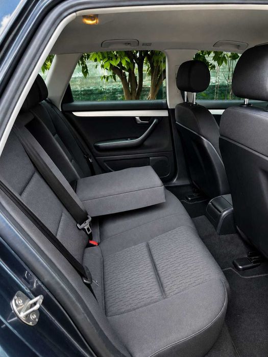 Audi A4 Avant 1.9 Tdi — bem estimado e em excelente estado foto 3