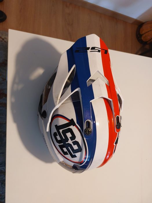 Vendo capacete LS2