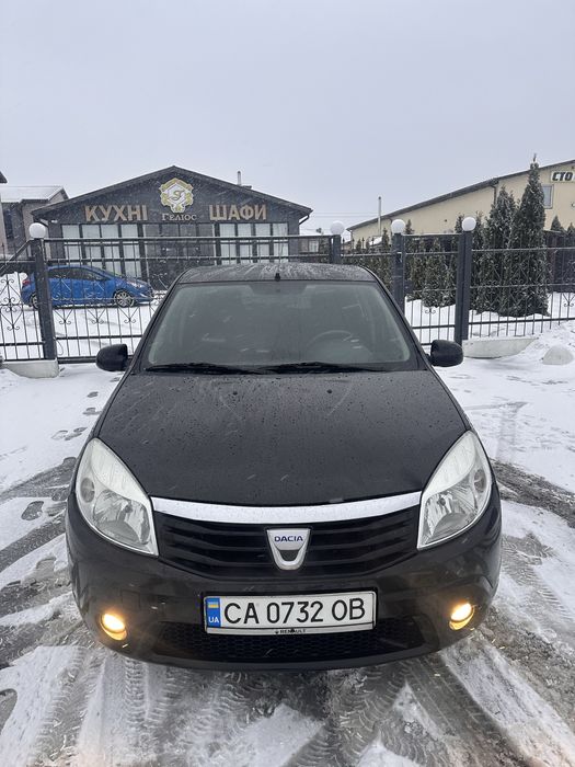 Dacia Sandero 2010р. 1.4газ/бенз