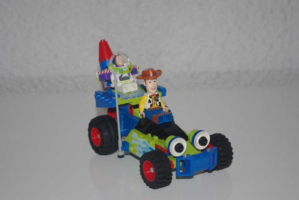LEGO Toy Story 7590 - Chudy i Buzz na ratunek kompletne