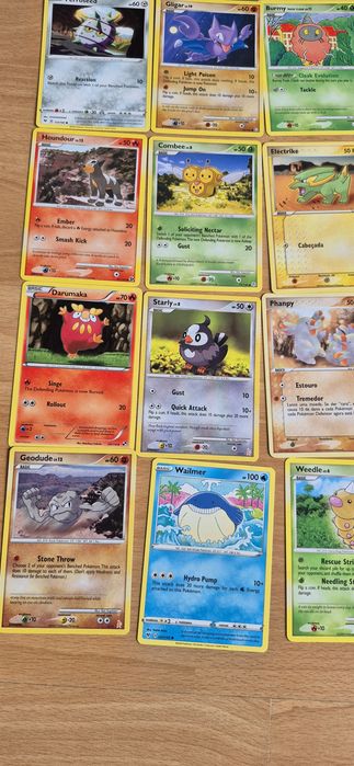 Pokémon TCG Lote 25 Cartas