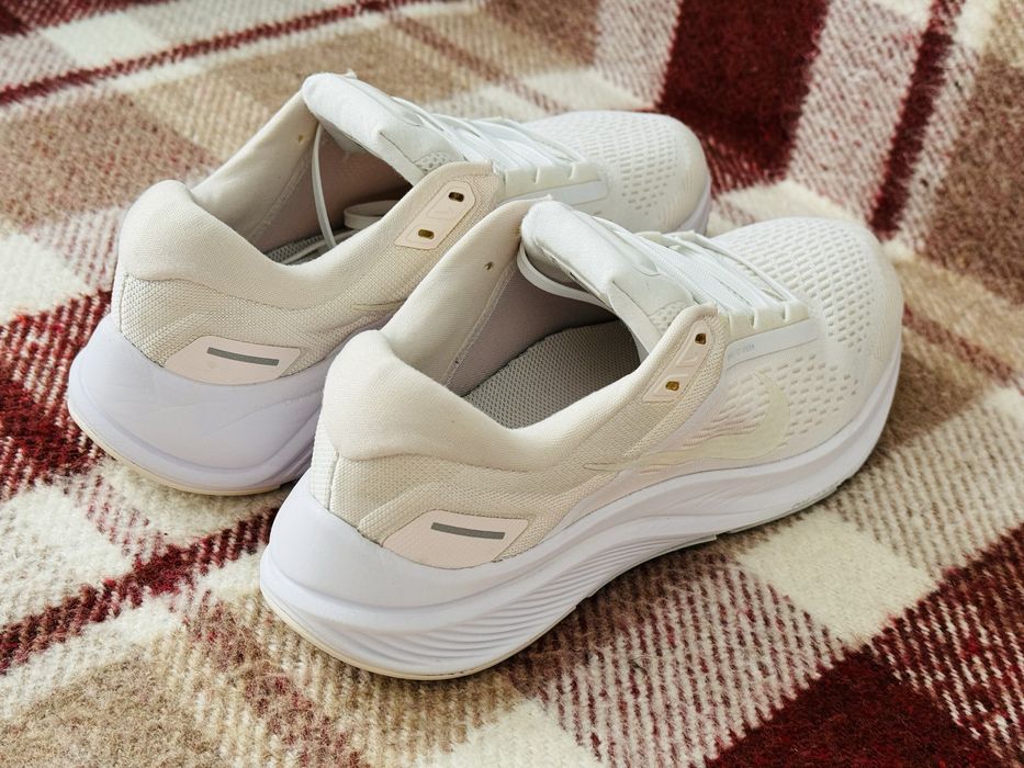 (Оригінал) жіночі кросівки Nike Air Zoom Structure 24, розмір 39