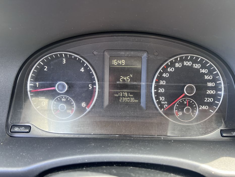 Caddy tdi com Frio