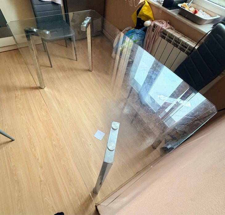 Stolik szklany 140x80 + 6 krzeseł