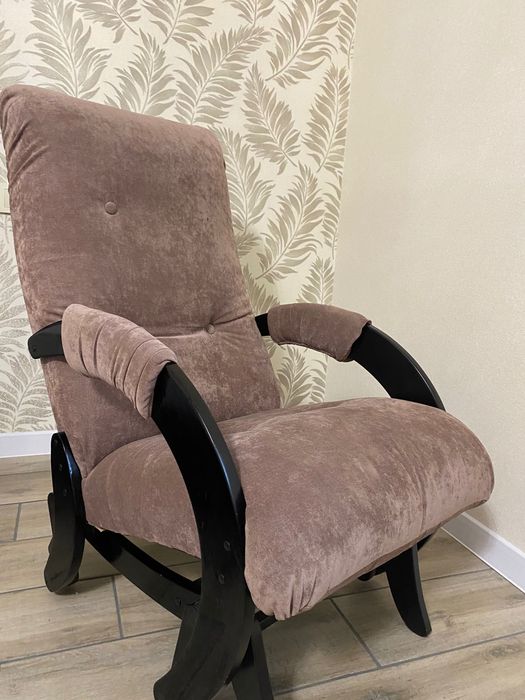 Крісло гойдалка